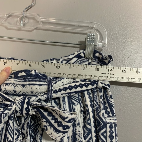 Cali1850 Los Angeles Linen‎ blend blue and white pant. Size M - Picture 6 of 10